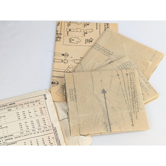 1965 Designer Fashion Dress Sewing Pattern 32" Vtg 60s Mod Dress Pattern Sz 12 - Picture 4 of 6